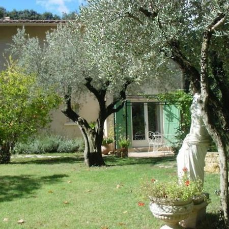 Chez Jean-Pierre & Annick Villa Remoulins Rum bild
